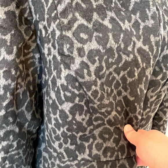 Black and gray leopard print coat,can from another posher but I never wore it - Picture 5 of 9